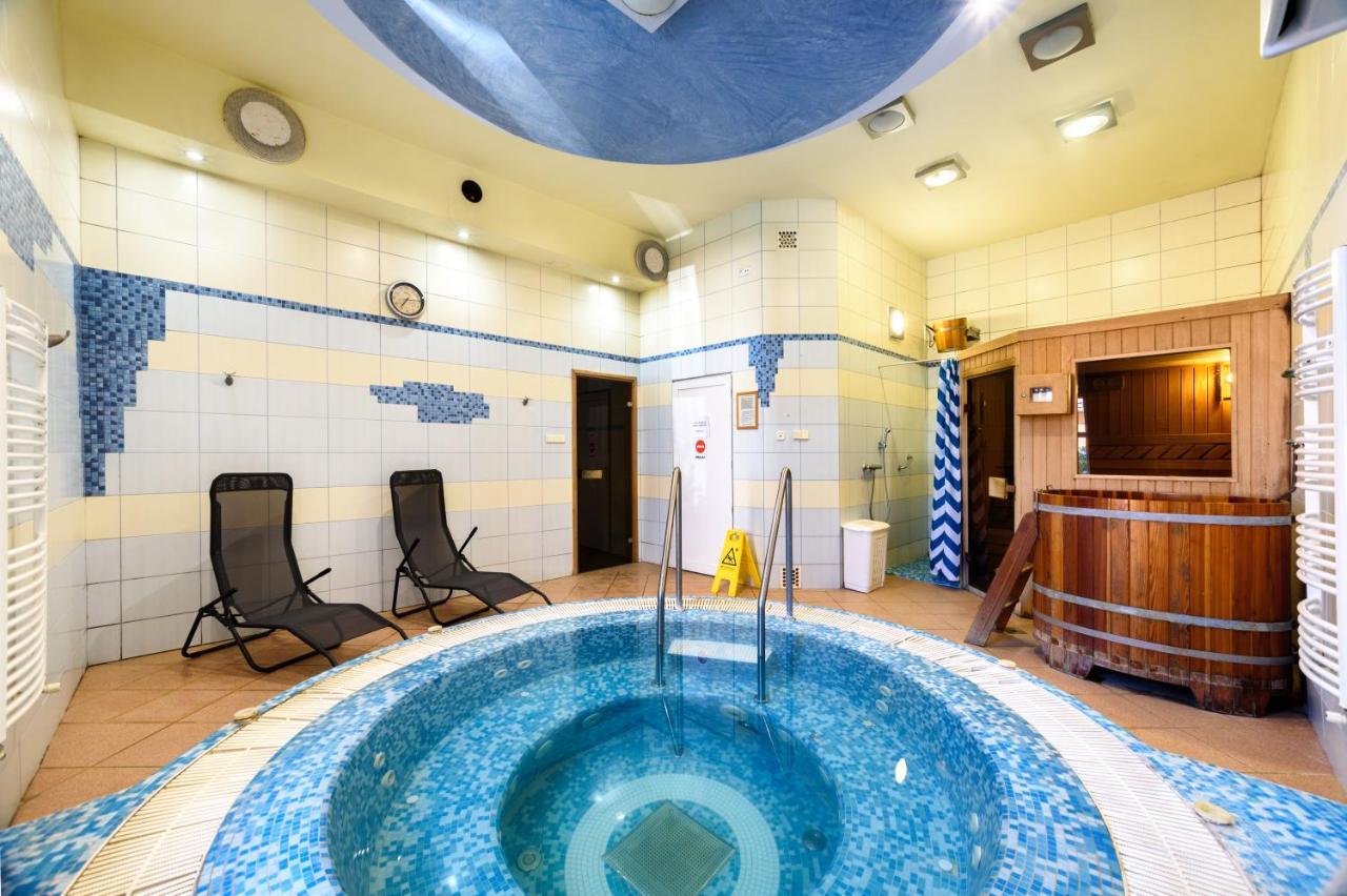 Hotel Negy Evszak 3*